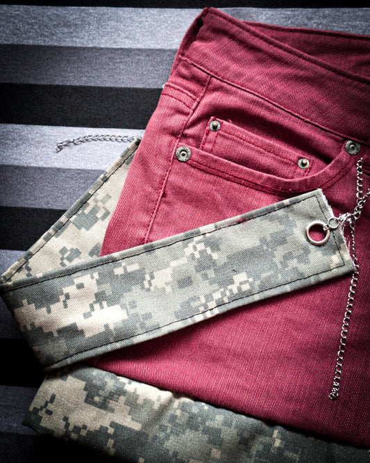 short rojo militar