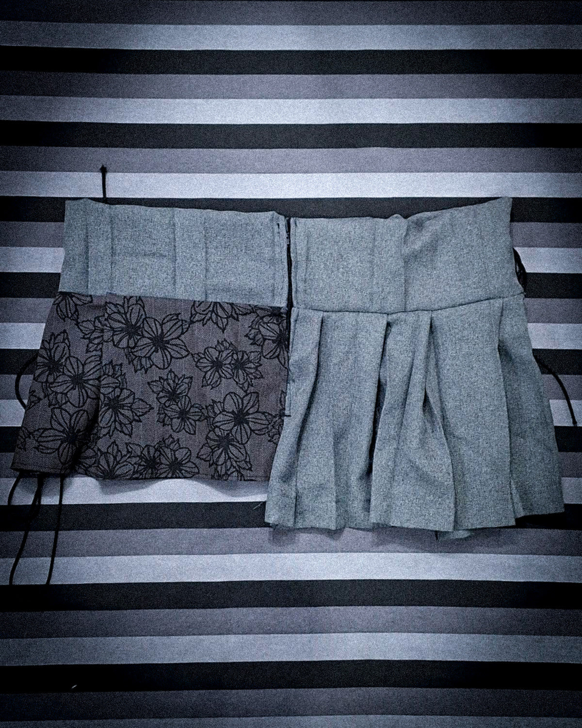 falda irregular gris
